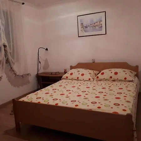Zvonko Apartment