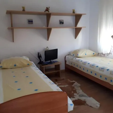 Zvonko Apartment