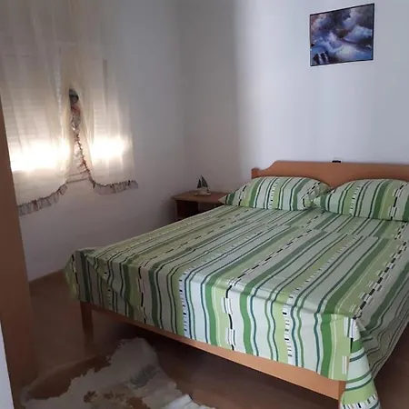 Zvonko Apartment